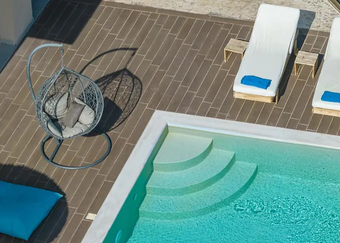 Anatoli Villa Nikiána