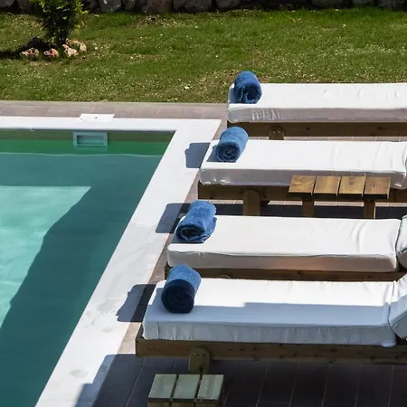 Anatoli Villa